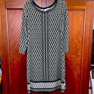 Dress size L Navy and white